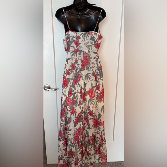 Floral Maxi Dress by Nanette Lepor, size 8. Tapered ruffle bottom. Romantic/sexy - Picture 4 of 4